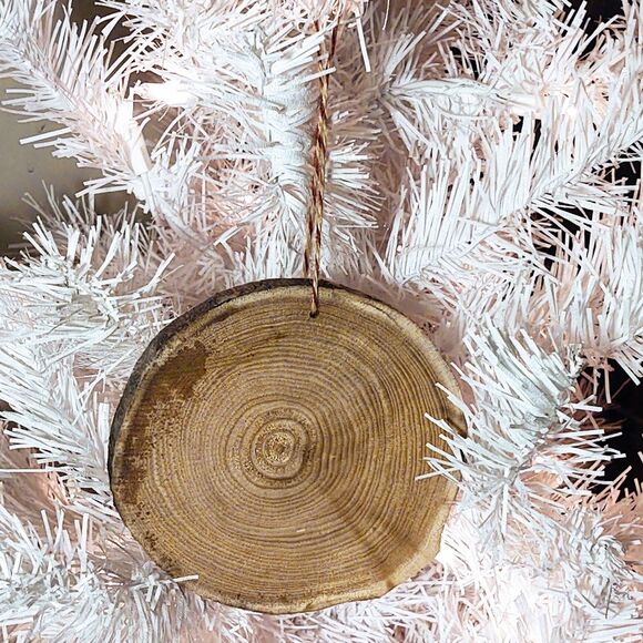 Hand Crafted Decoupage Wooden Christmas Ornament/Vintage Red Truck w/Presents - Picture 2 of 2